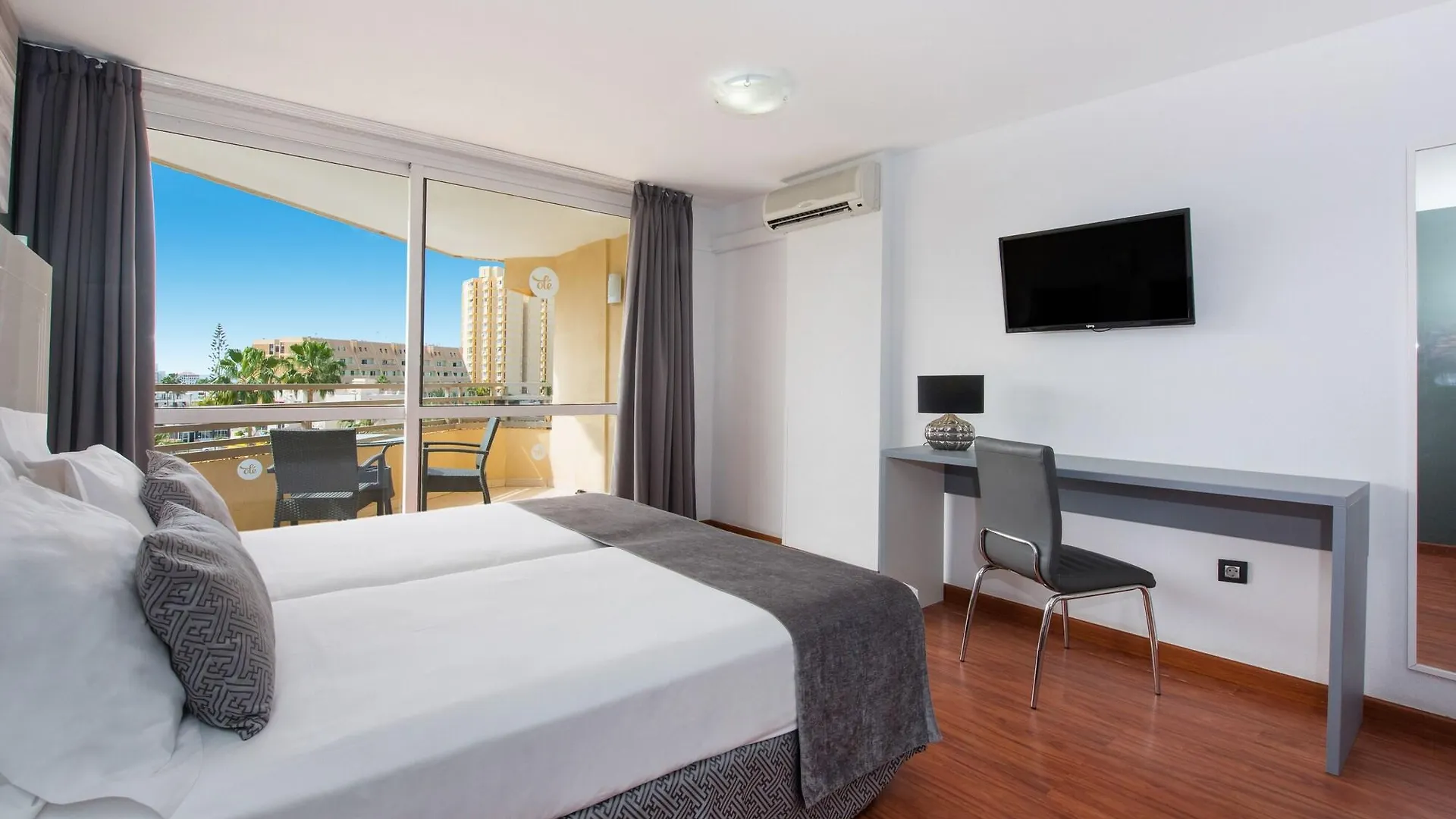 Ole Tropical Tenerife Adults Only Playa de las Americas  Hotell